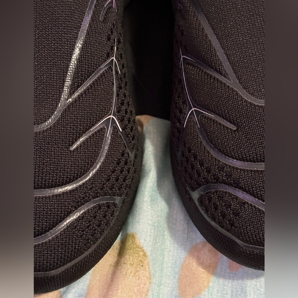 Brand New GIVENCHY
Black TK-360 Sneakers size 36 and fits a women’s 37. - Picture 12 of 15